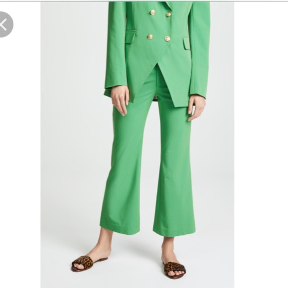 LAVEER sz 2 Crop Kelly green trouser w/gold button